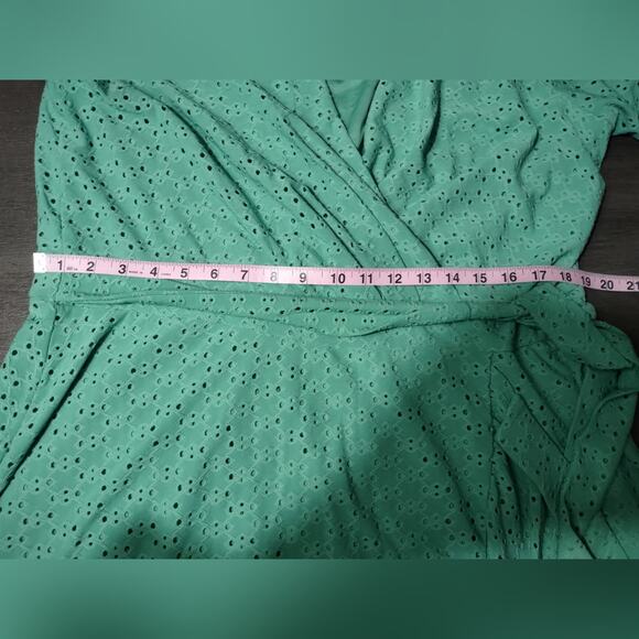 London Times Green Eyelet Ruffle Faux Wrap Midi Dress Size 14W - Picture 7 of 13